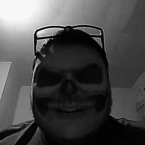 Meet your Posher, Emanuel